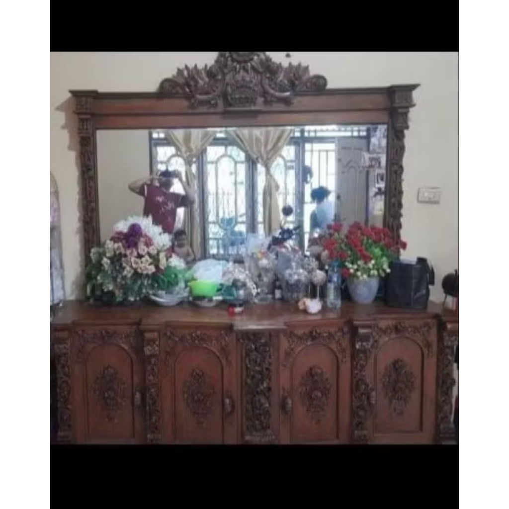 Buffet consul shima,bufet hias shima termurah,almari hias shima jepara,bufet ukir jati,bufet ukir te