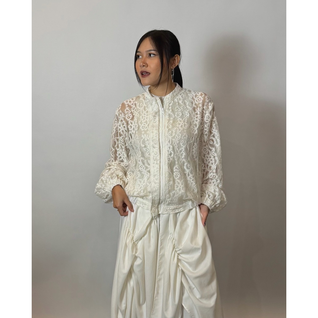 Risa maharani basic Outer Sollene