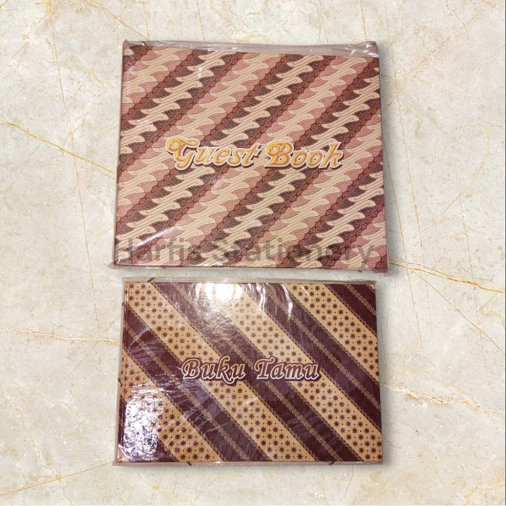 Buku tamu Batik Besar, Kecil
