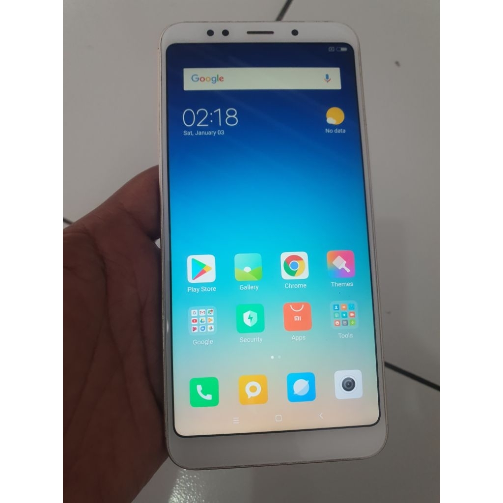 REDMI 5 PLUS RAM 4/64 SECOND