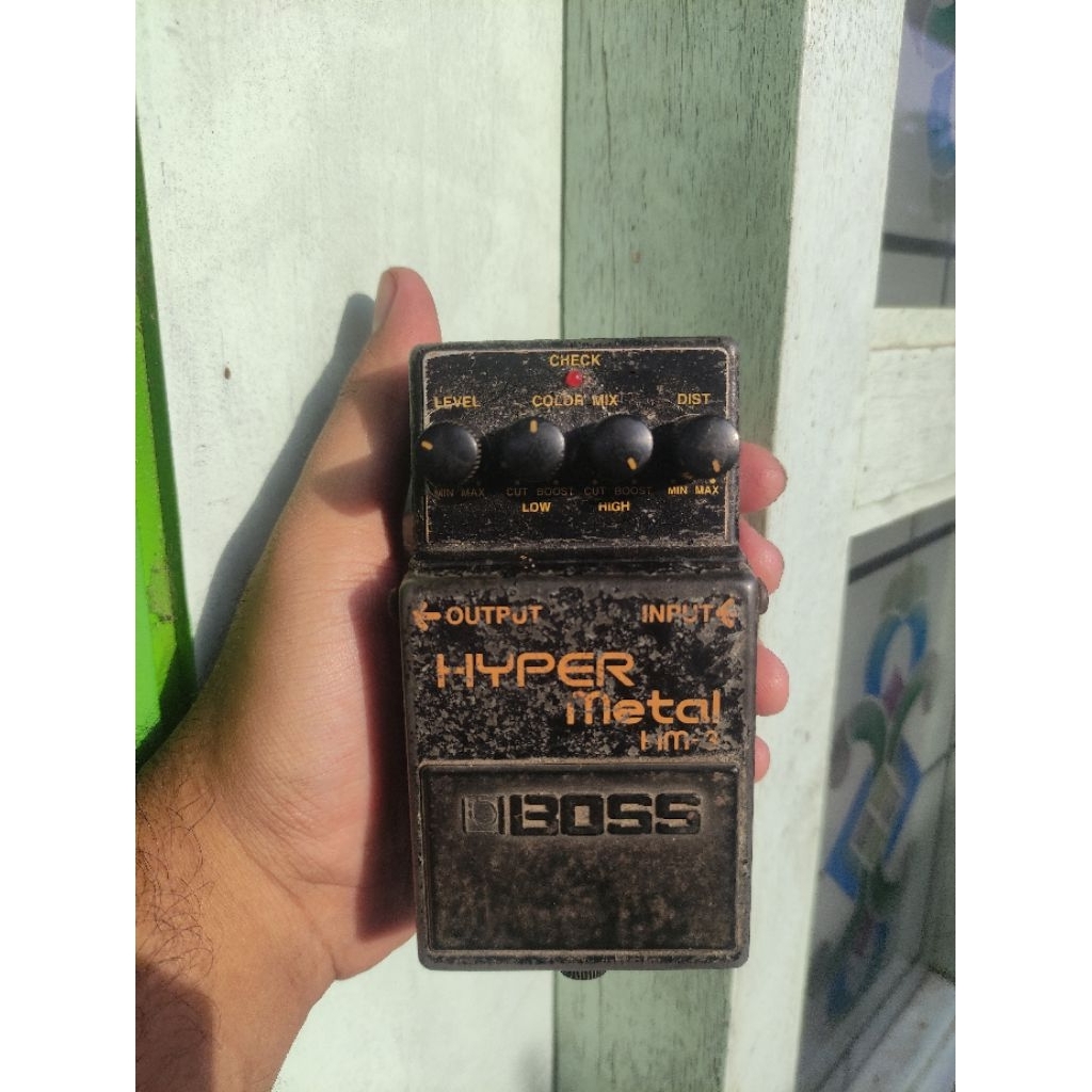 efek gitar boss Hyper Metal HM-3