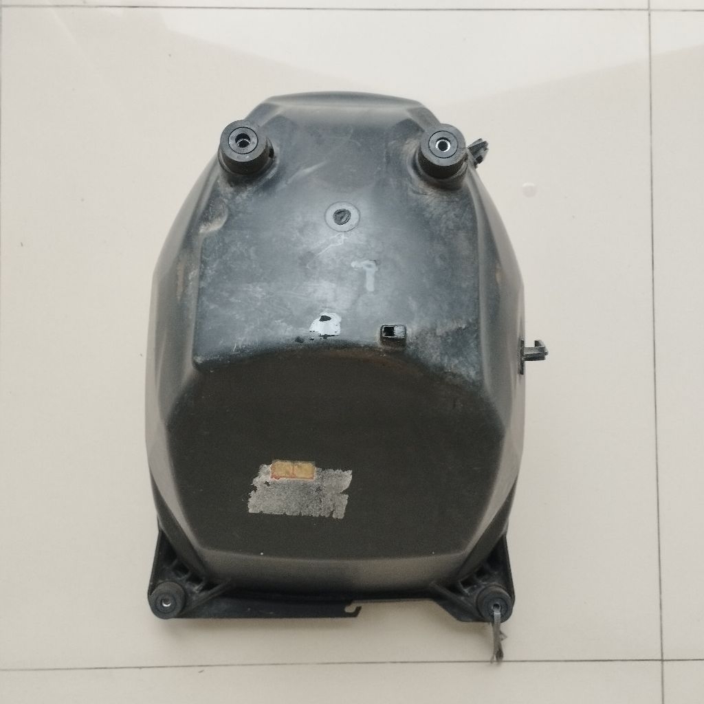 Bagasi jok Honda Supra X 125 Helm in original