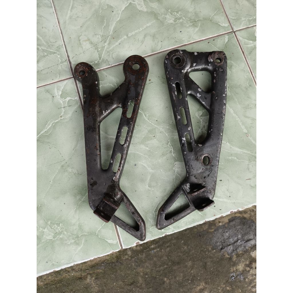 Footstep Belakang RX King Ori