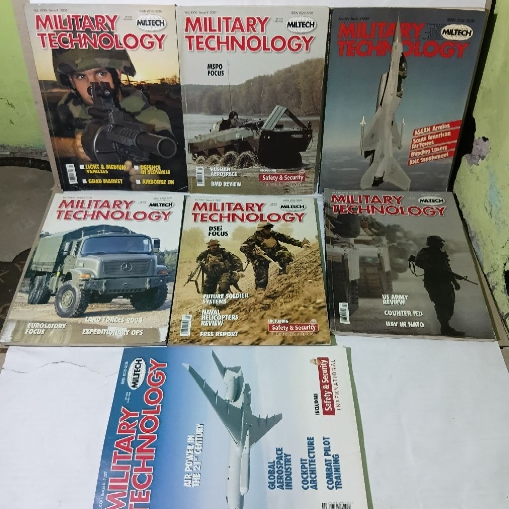 MAJALAH MILTECH MILITARY TECHNOLOGY - Majalah teknologi militer dunia Terbitan Jerman