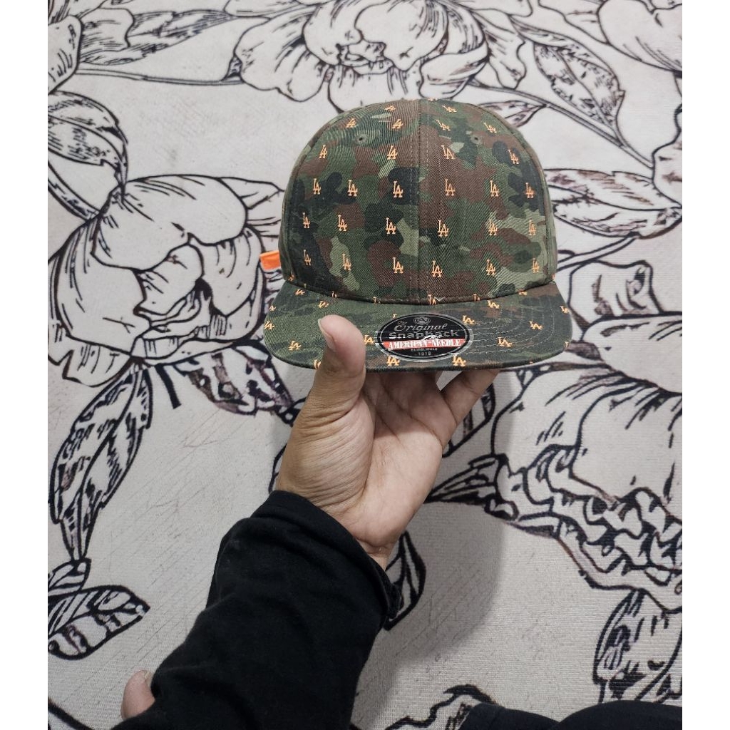 Snapback La Monogram by American neddle