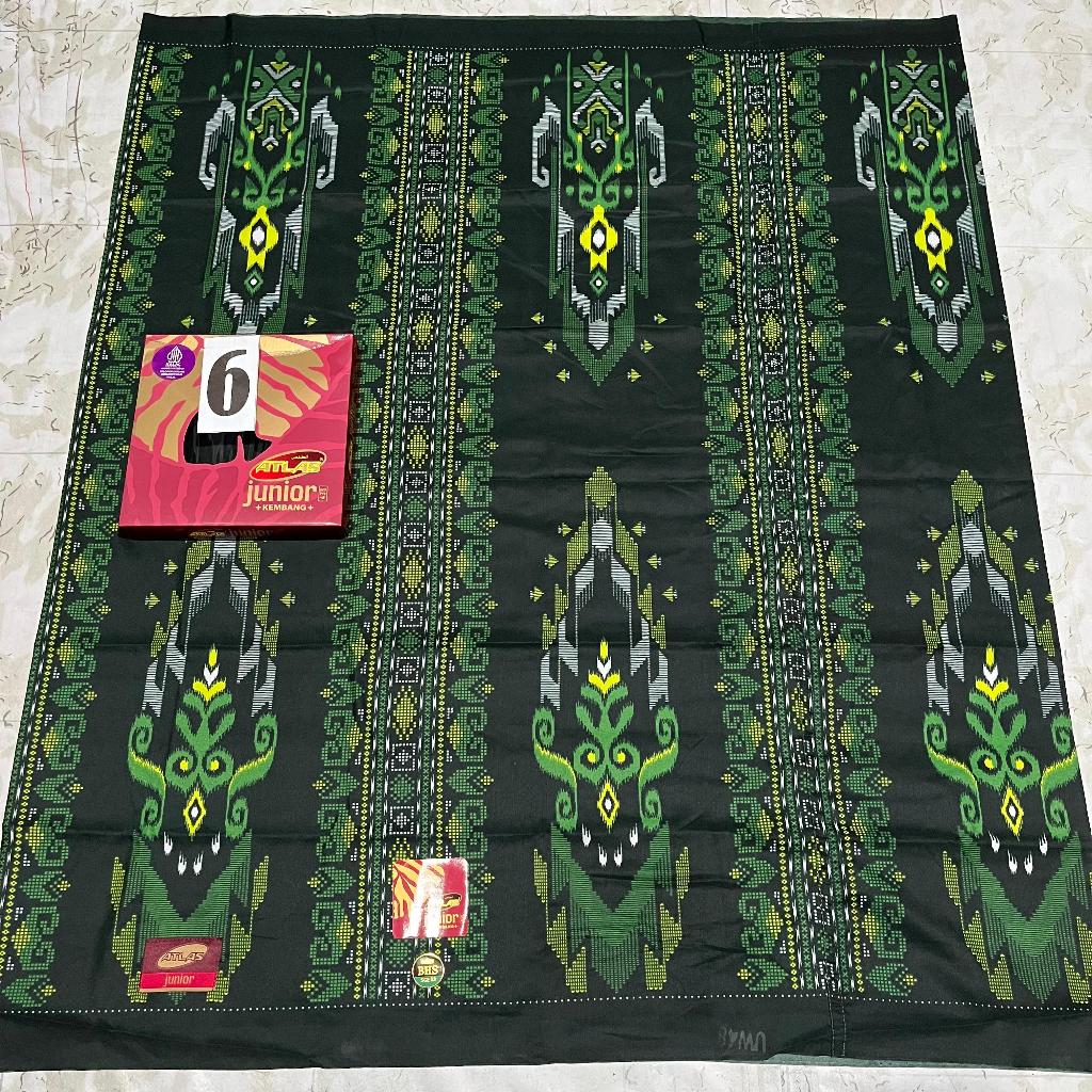 SARUNG ANAK ATLAS JUNIOR 435 MOTIF KEMBANG DAN ATLAS JUNIOR 425 MOTIF POLOS