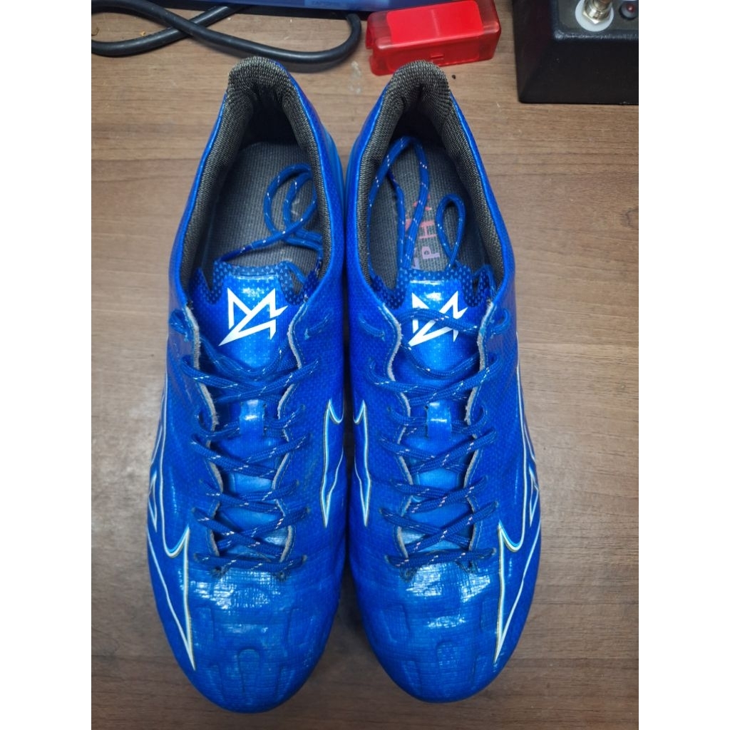 Mizuno ALPHA size 41