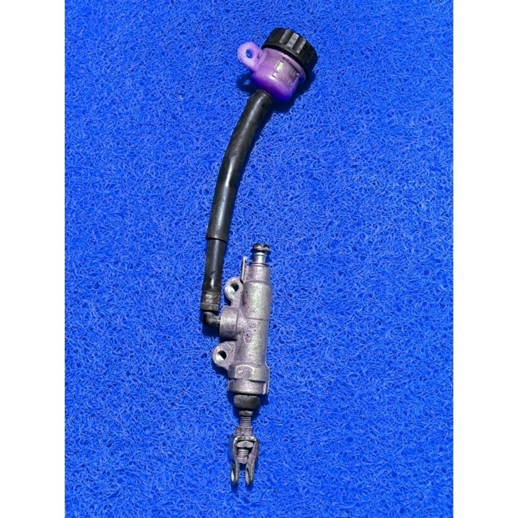 Master rem belakang tonjokan ninja r/ss