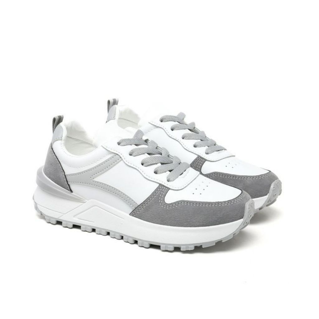 PVN Sepatu Sneakers Wanita