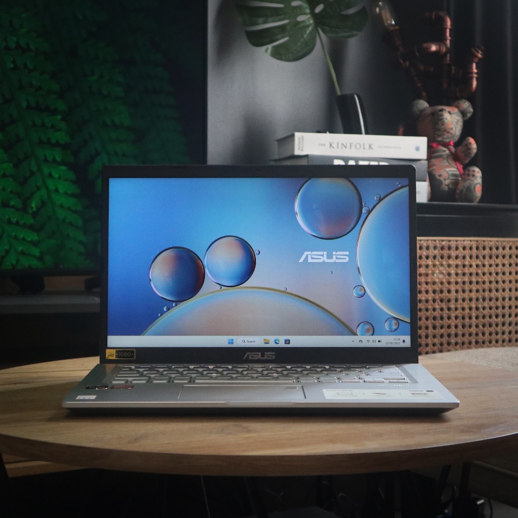 Asus VivoBook 14 M415DAO-FHD322 [Transparent Silver] – AMD Ryzen 3 3250U|8GB|256GB|14'' FHD