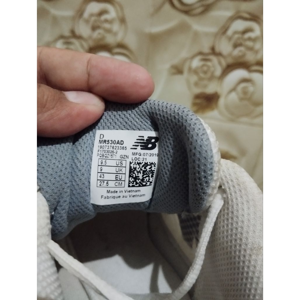 NEW BALANCE 530 SECOND MIROR