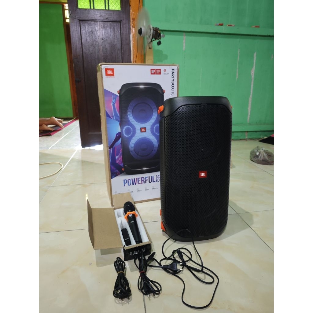 JBL Partybox 110 + mic