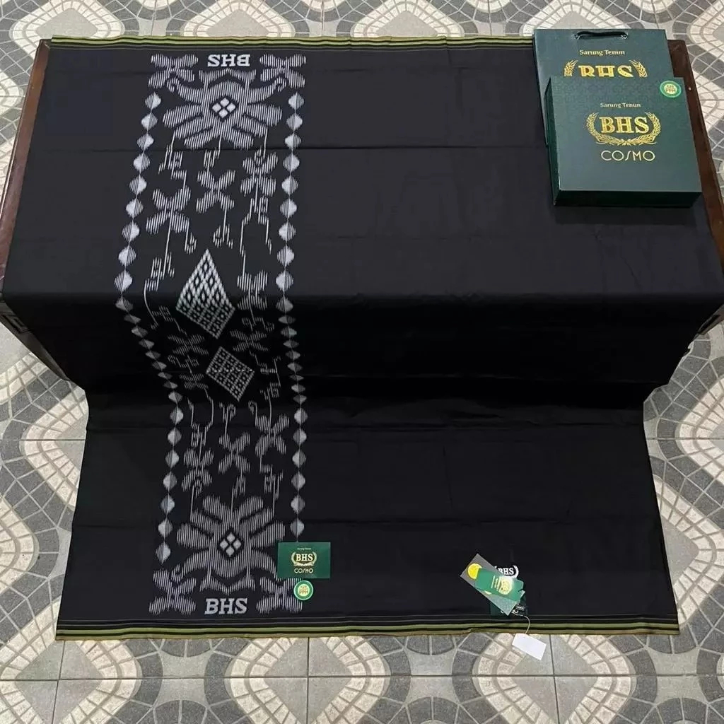 SARUNG BHS COSMO GOLD POLOS HITAM KEMBANG//sarung bhs//sarung bhs original//sarung//bhs cosmo//COD