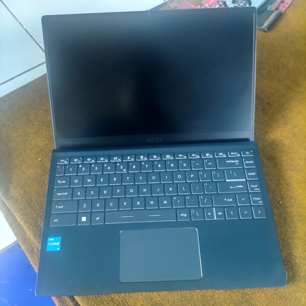 CASING LAPTOP MSI MODERN 14 B11MOU