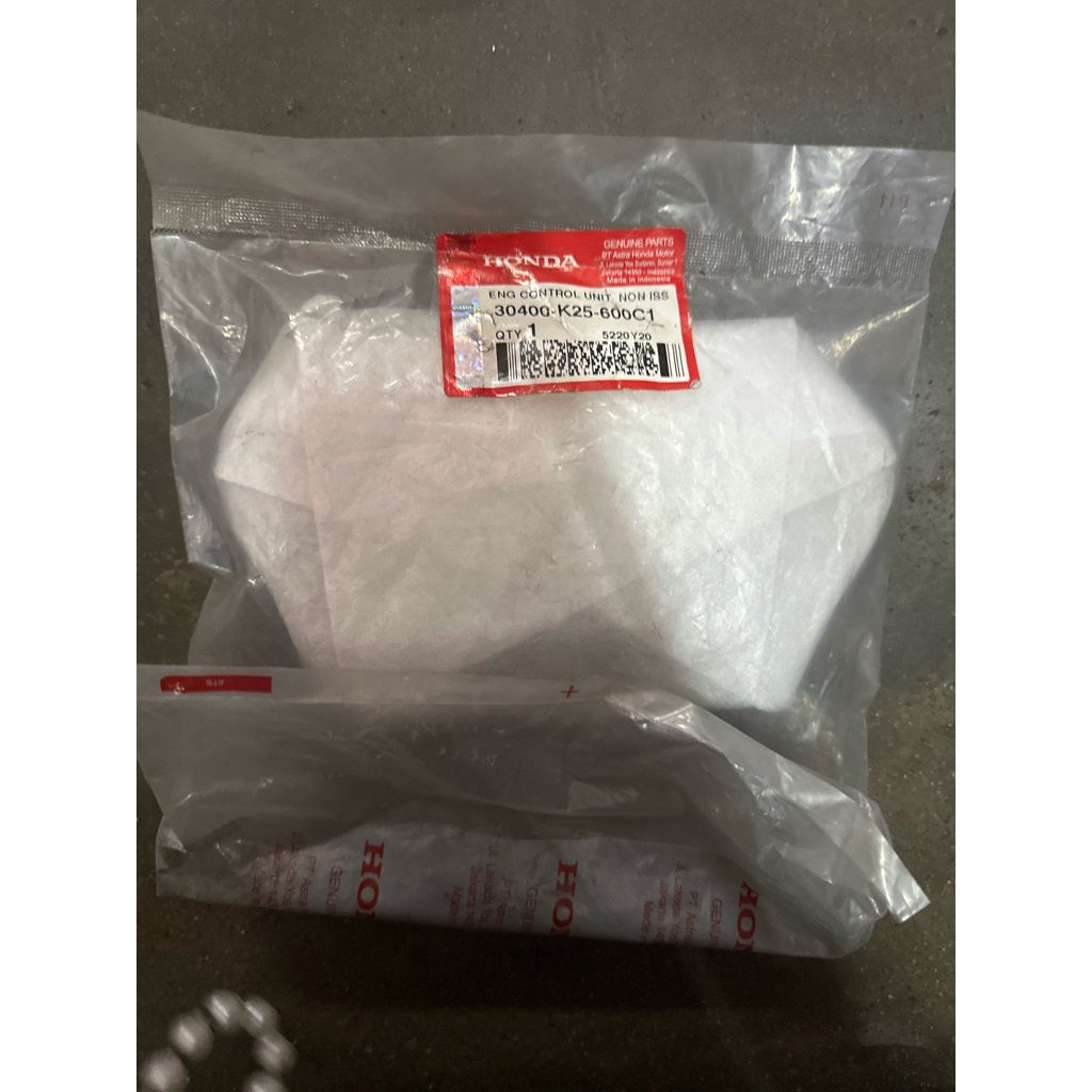 ECU NON ISS All NEW BEAT POP ESP ORIGINAL