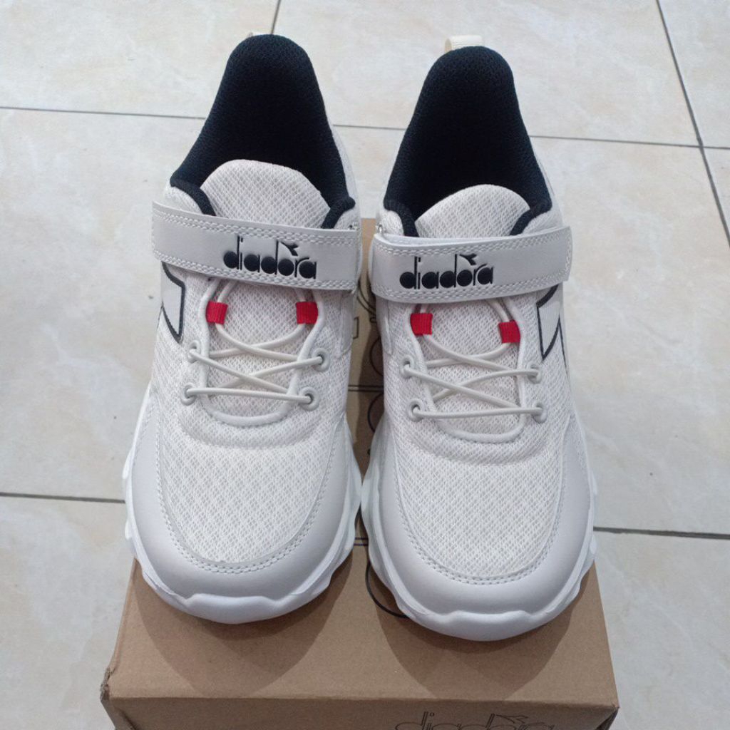 Sepatu DIA NAPOLI JR (M) Beige