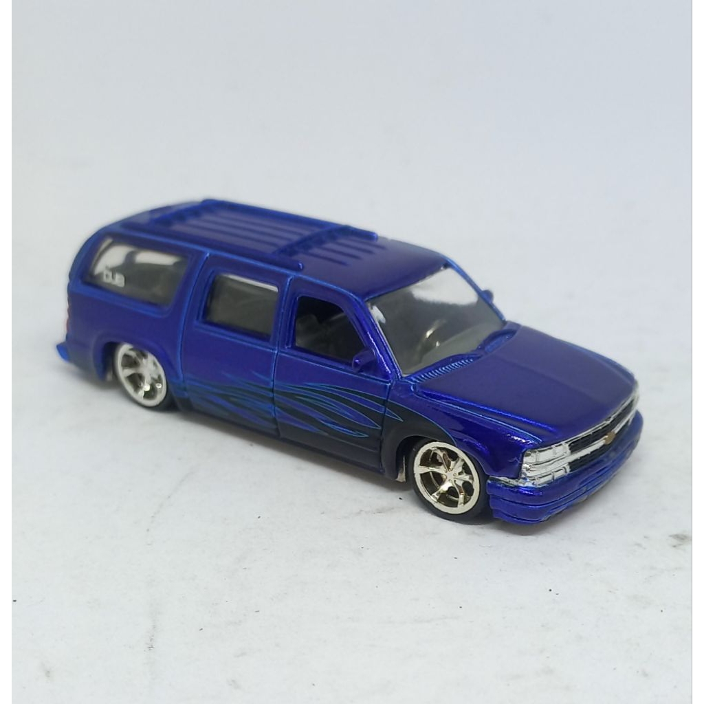 jada toys 2000 chevrolet chevy suburban dubcity loose diecast 1/64 no mulus (t)