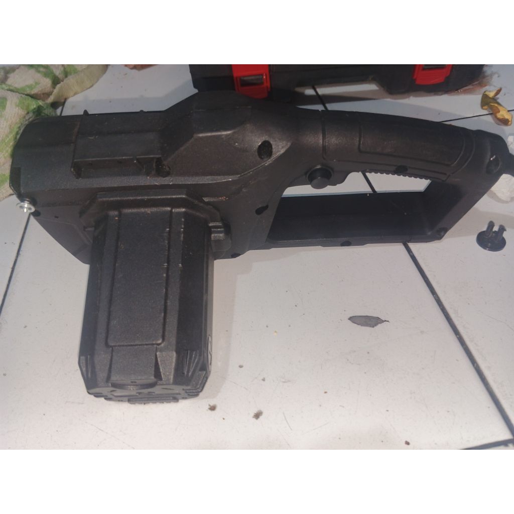 chainsaw listrik 12inc