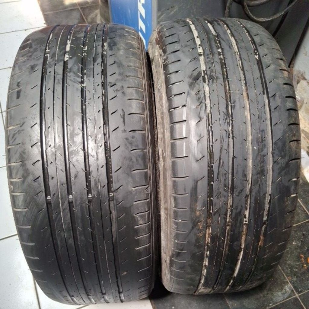 Ban Dunlop sp sport Maxx 050 225 45 R17