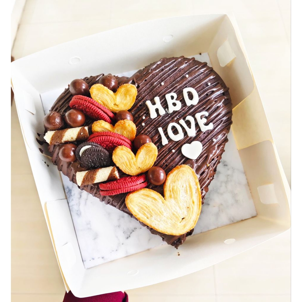 brownies kukus size 20*20 love / kue ulang tahun