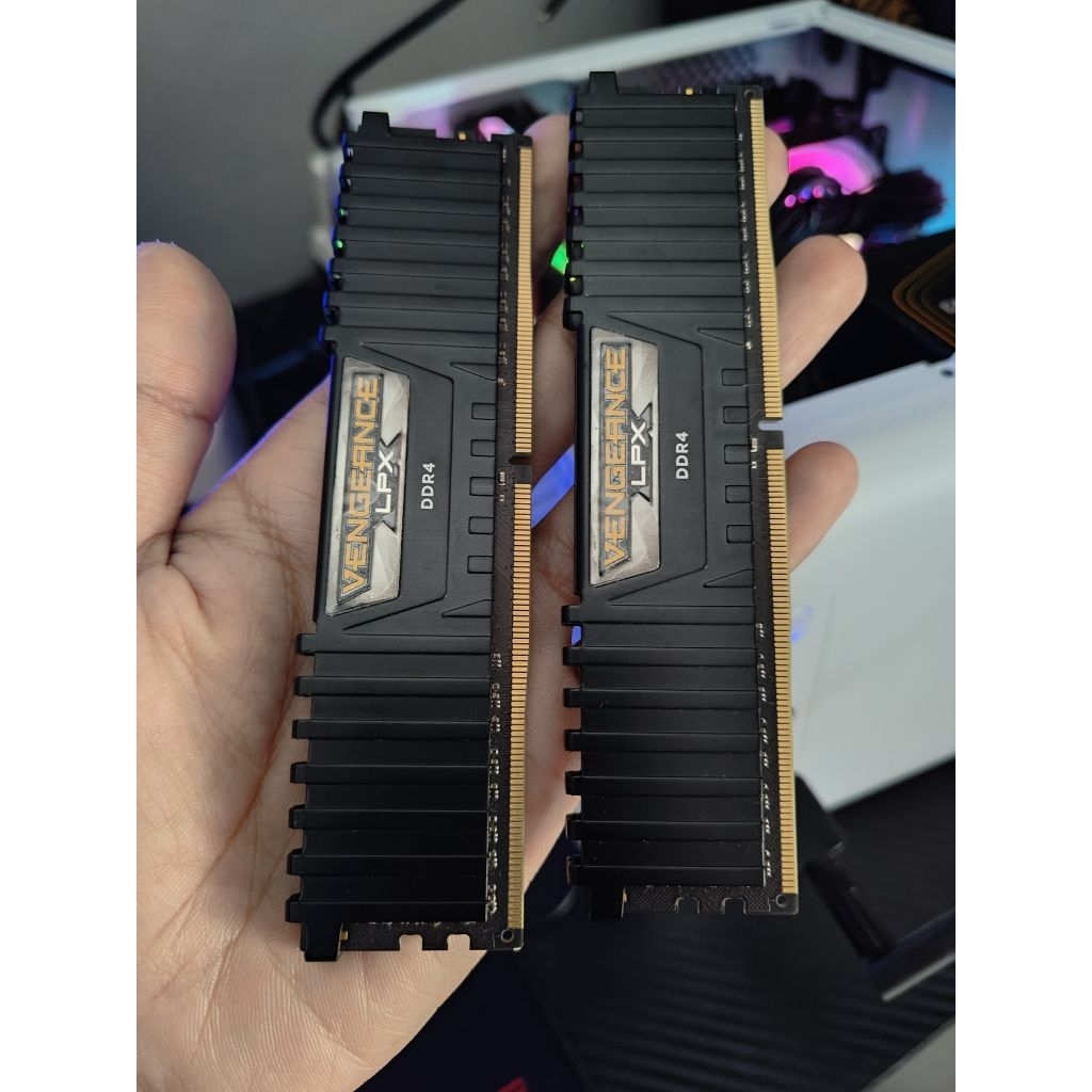 Corsair Vengeance LPX DDR4 DDR 4 2X4GB