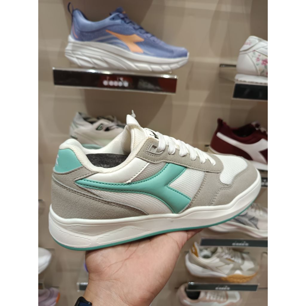 Diadora Casual women Original