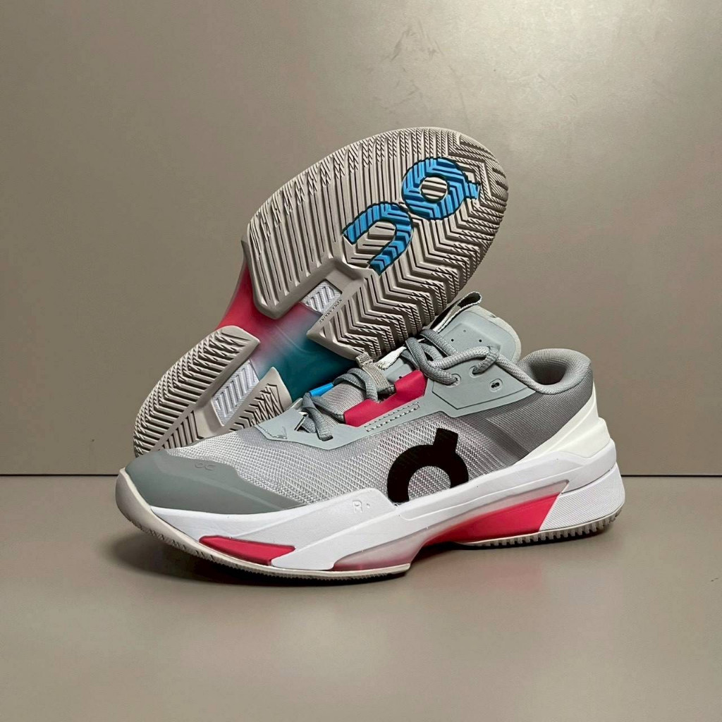 On THE ROGER Pro Fire Clay - Grey