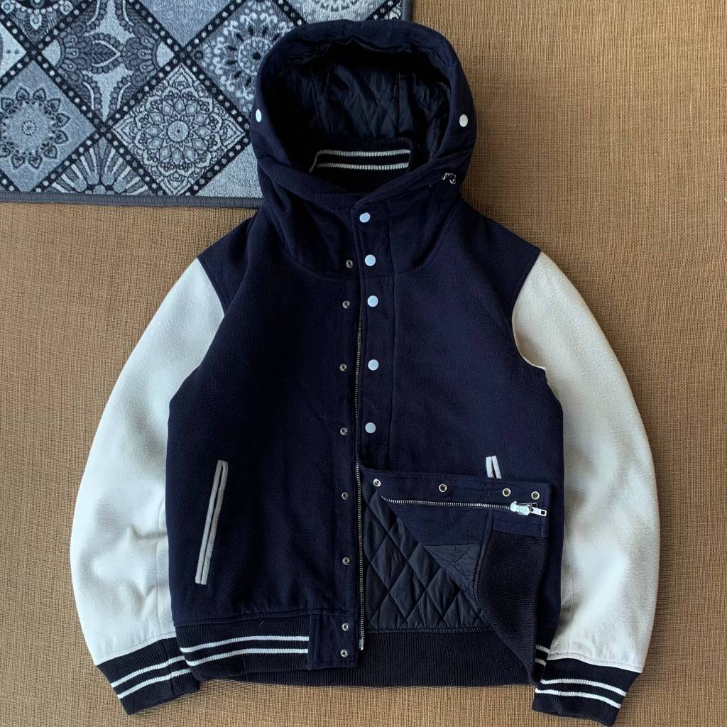 jaket Beams size S (seperti baru) 100% original 310126Q