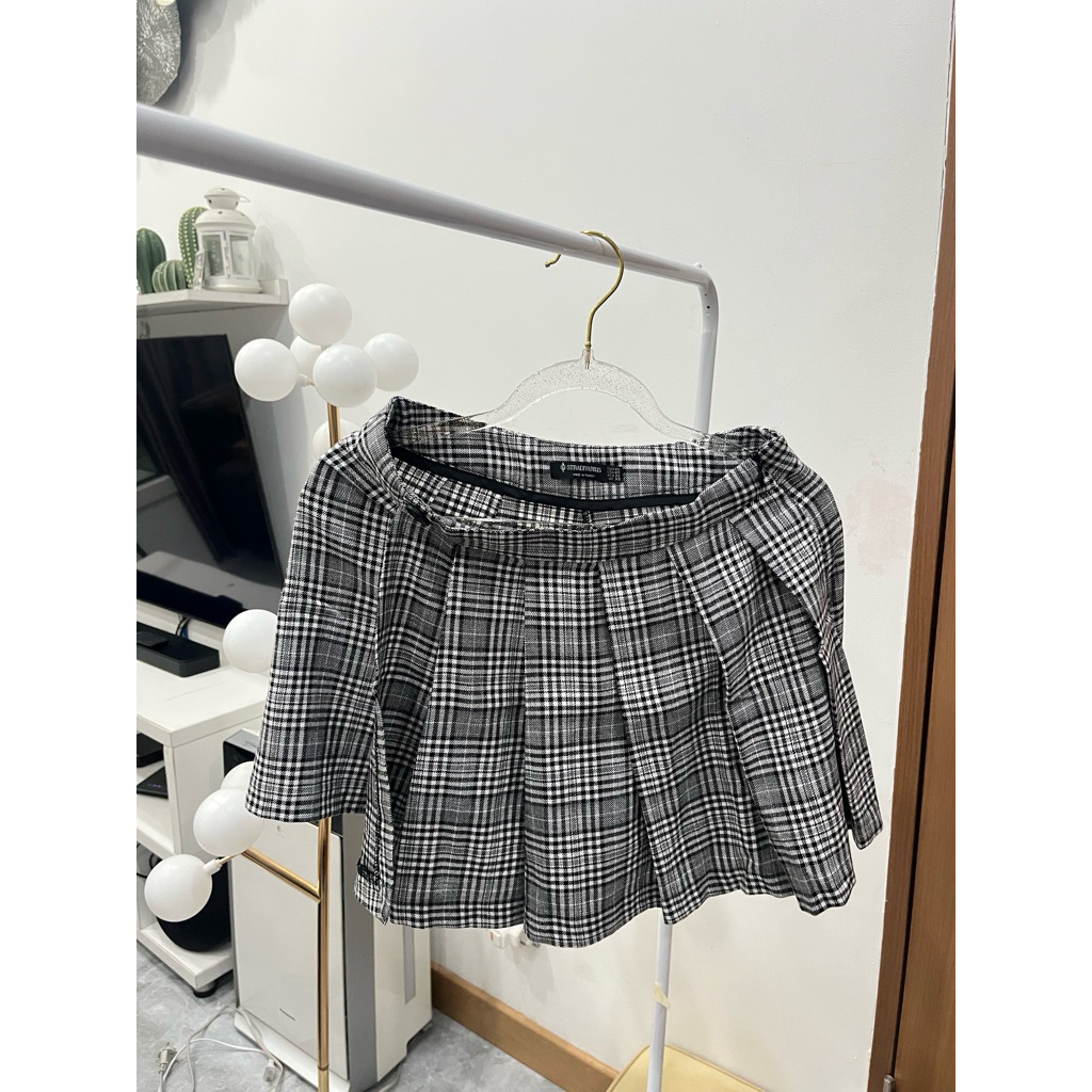 preloved rok celana stradivarius