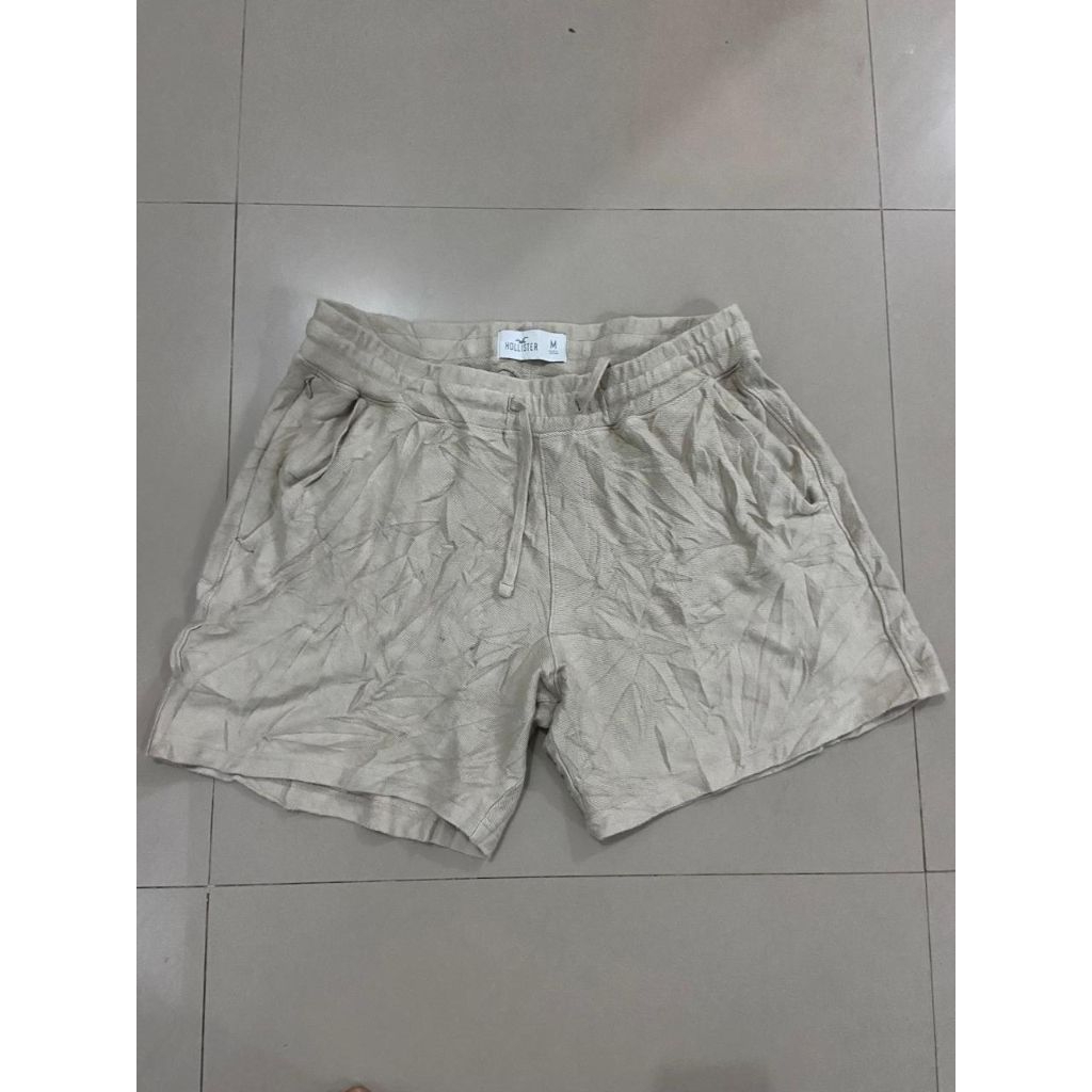 celana pendek hollister