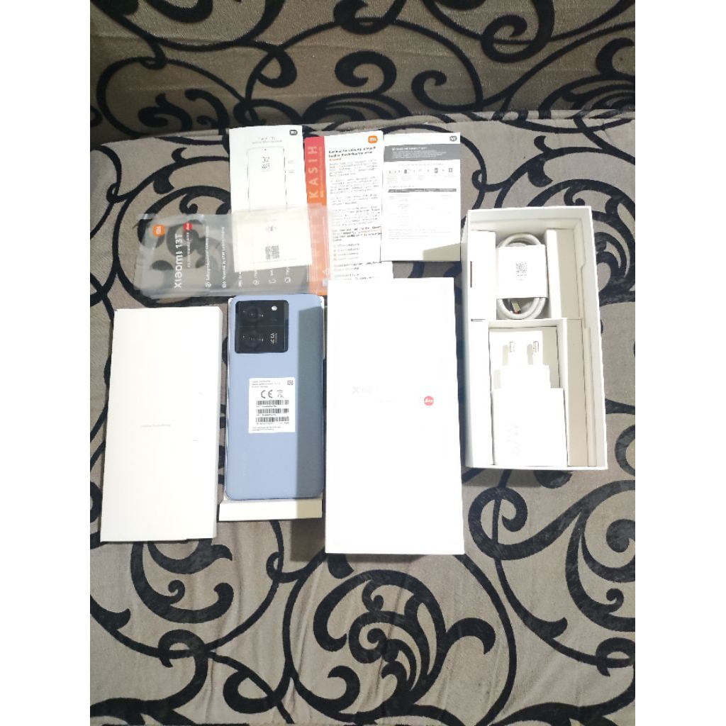 Xiaomi 13t 12/256 second like new