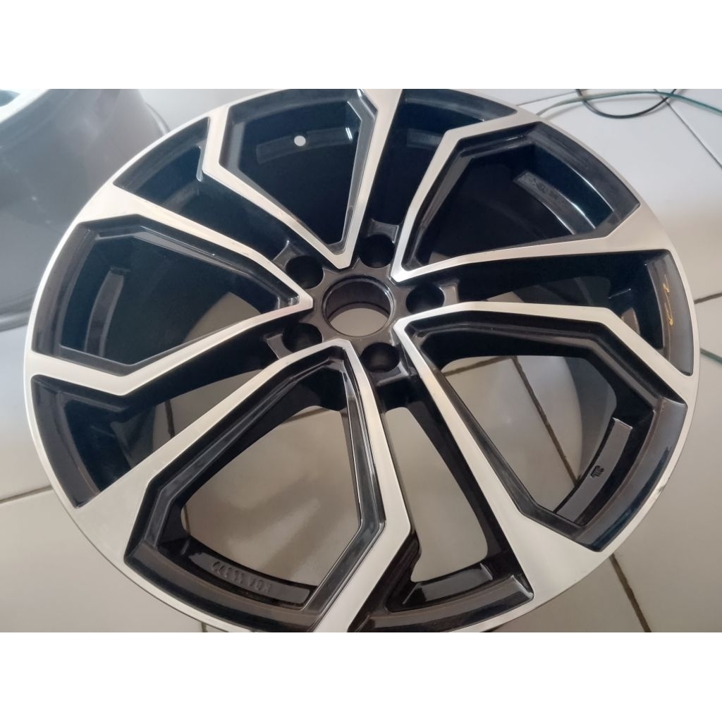 Velk Ring 19 Pcd 5 x 112 Impor