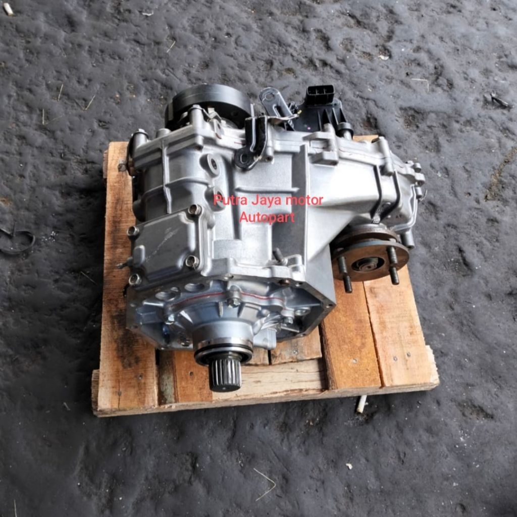 Redy TC Transfer case Toyota Hilux revo 4×4 manual 2GD original komplite Tinggal pasang