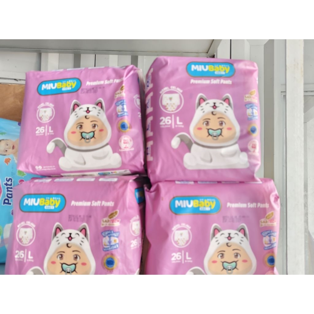 MiU baby Premium Diapers Popok Celana bayi  M28/L26/XL24