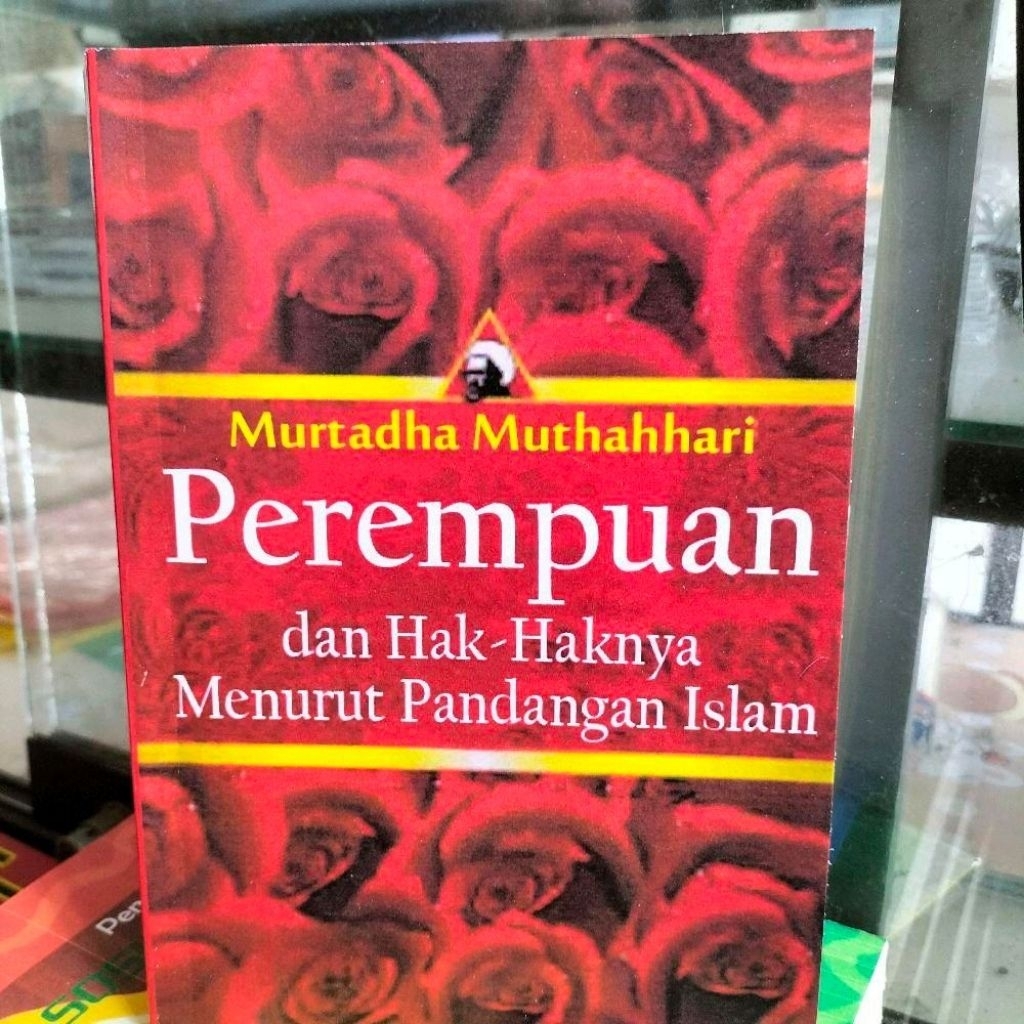 Buku perempuan dan hak haknya menurut pandangan islam