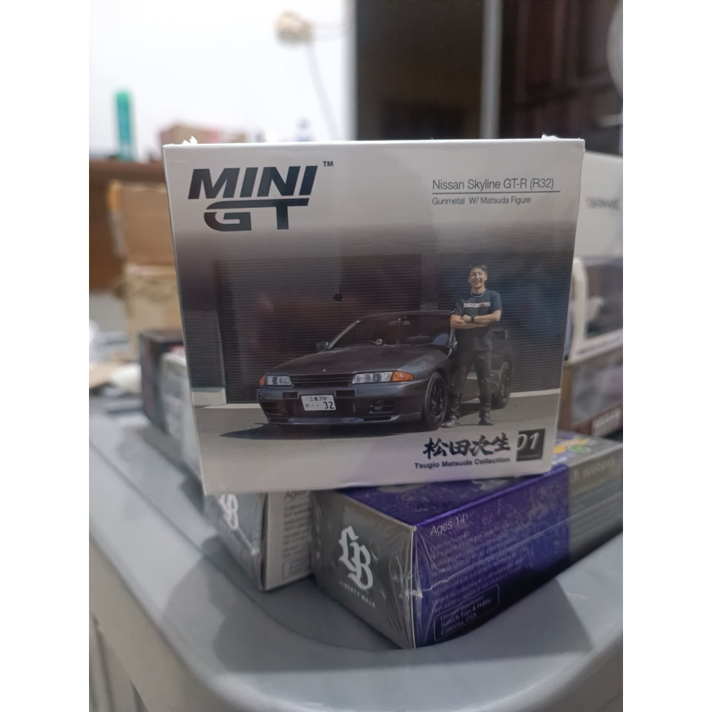Mini GT Nissan Skyline R32
