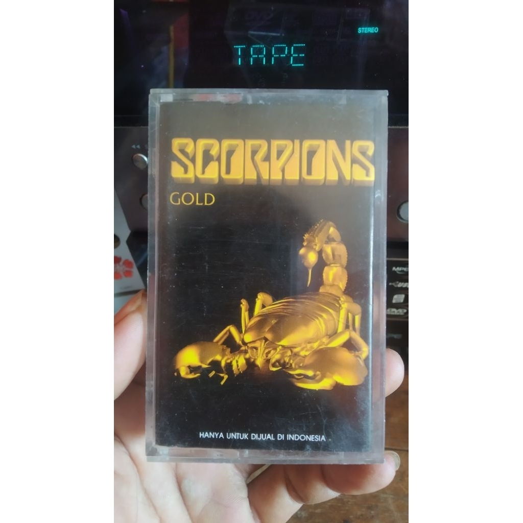 kaset pita scorpions-gold