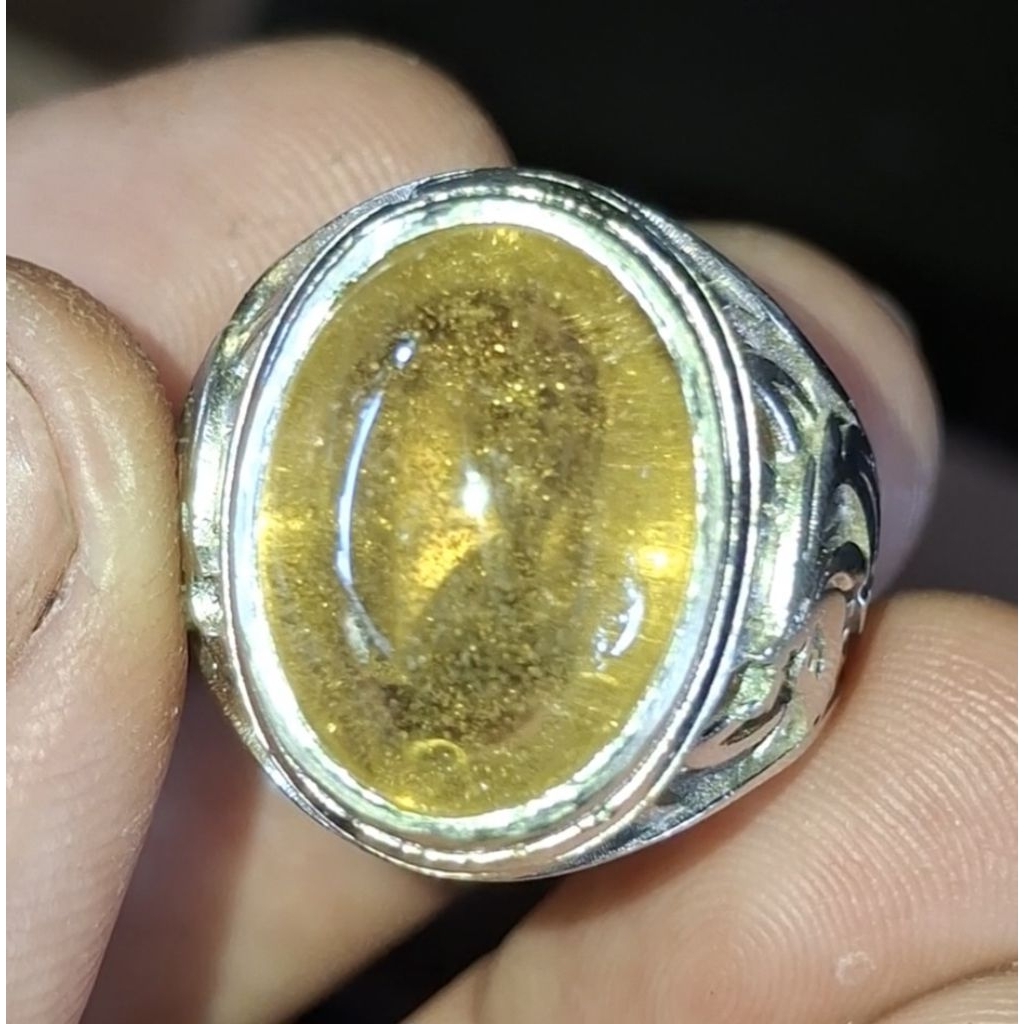 kecubung kuning kalimantan