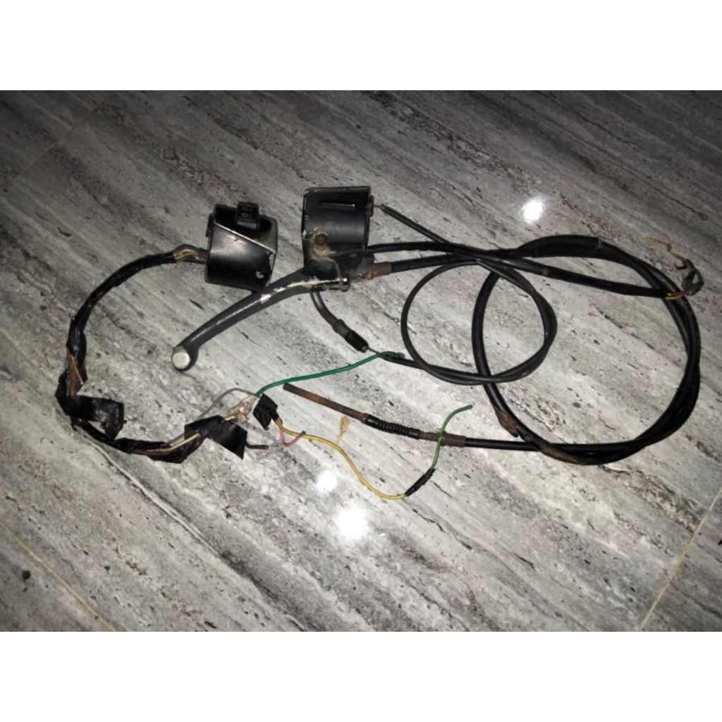 Holder Kanan Kiri Astrea Grand Original