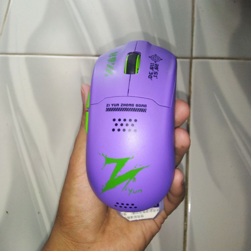 Valkyrie Vk M1 Gaming Mouse 3 Mode Wireless BEKAS