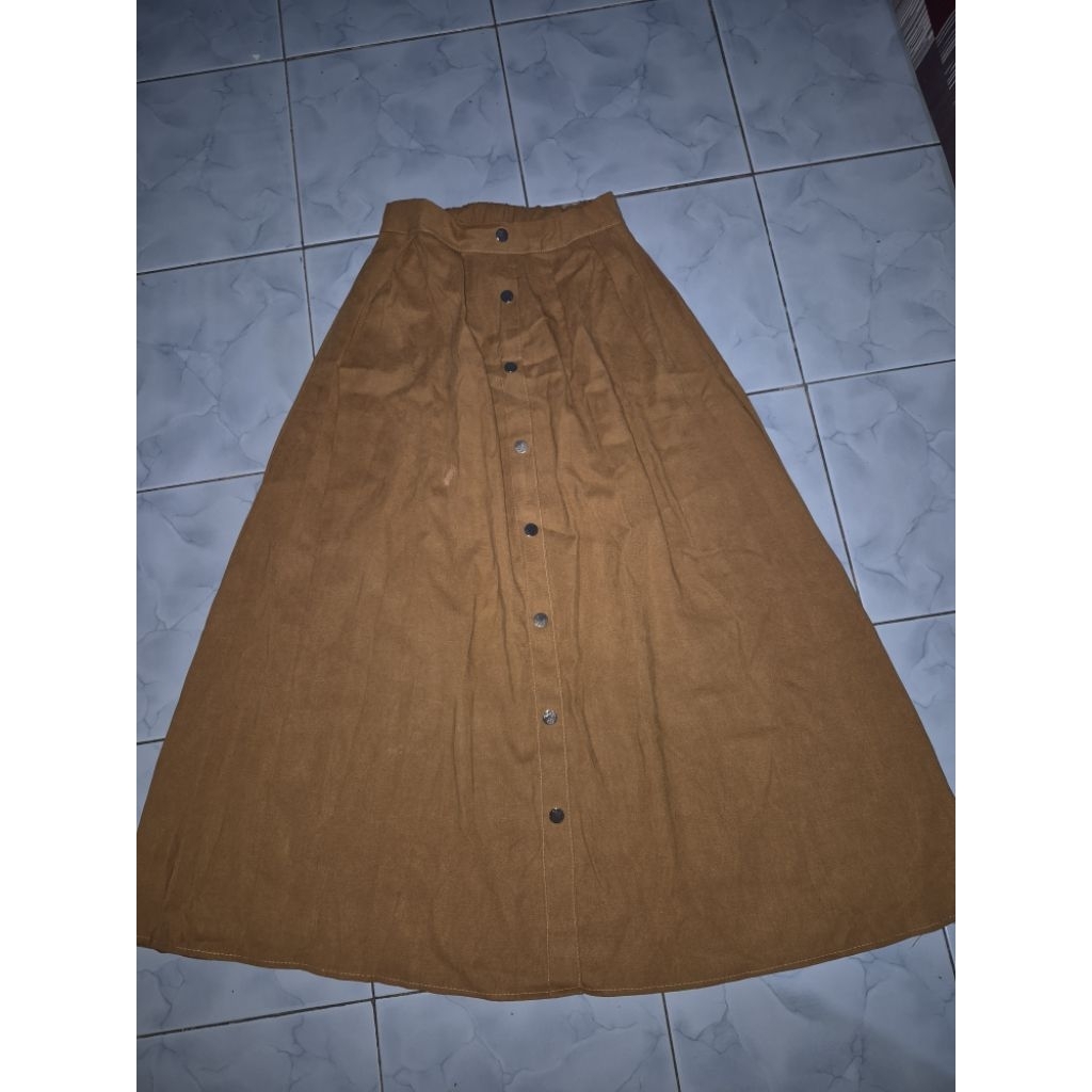 Rok maxi suede