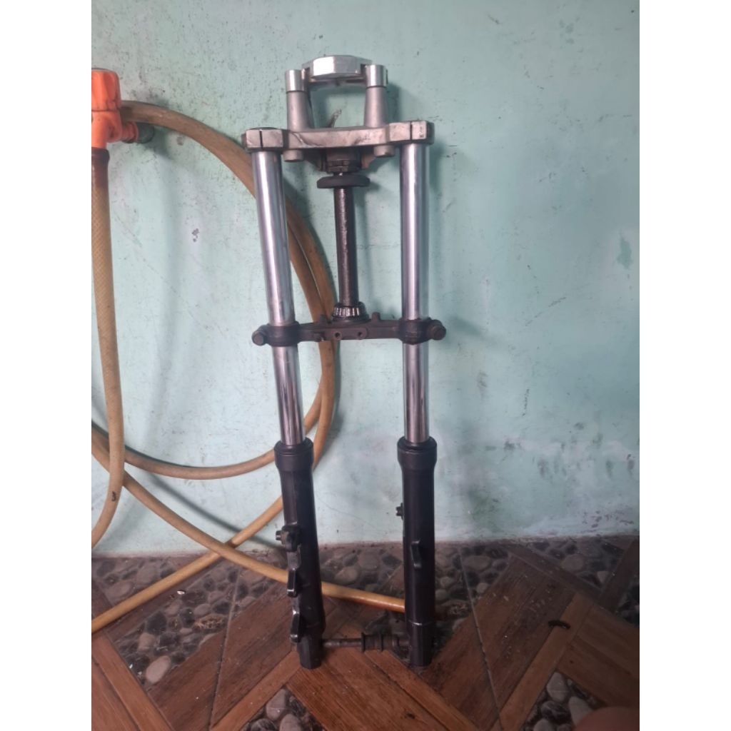 shock depan new vixion copotan ori orian vixion new