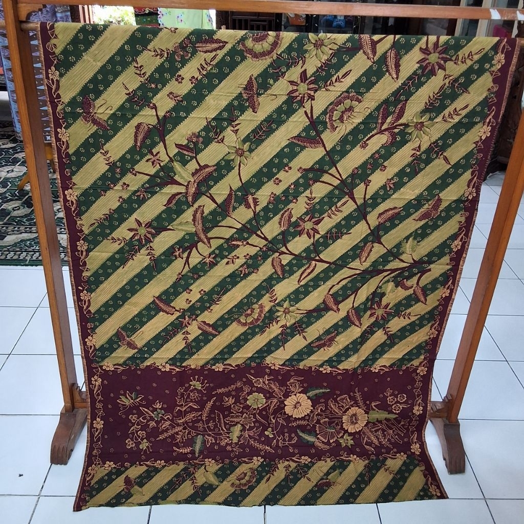 Kain Sarung Buketan/Kain Sarung Batik Buket/Kain Buketan Antik/Kain Batik Tulis Buketan Antik