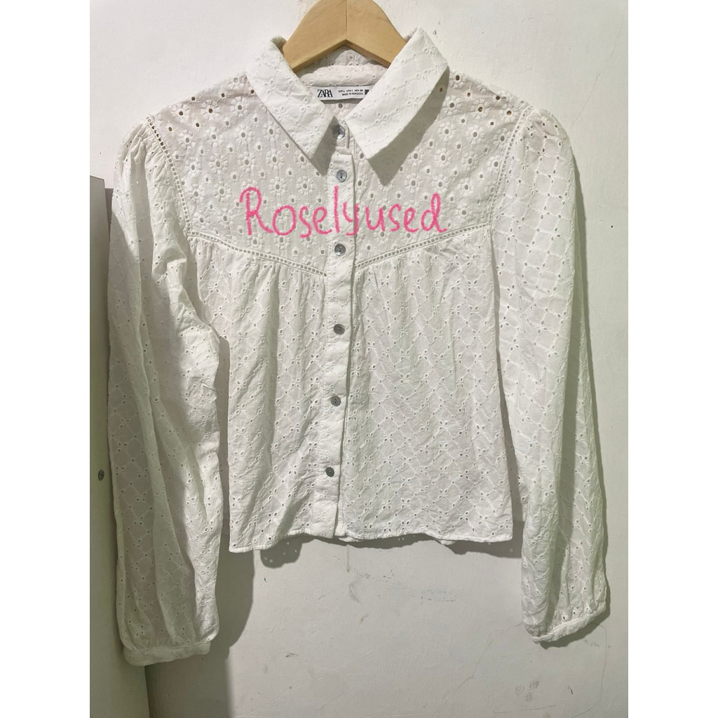 Preloved zara blouse white embroidery
