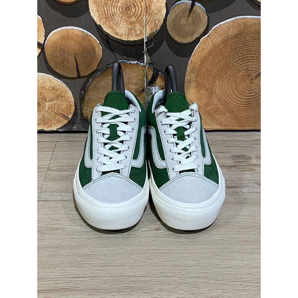 Sepatu Vans Vault OG Style
