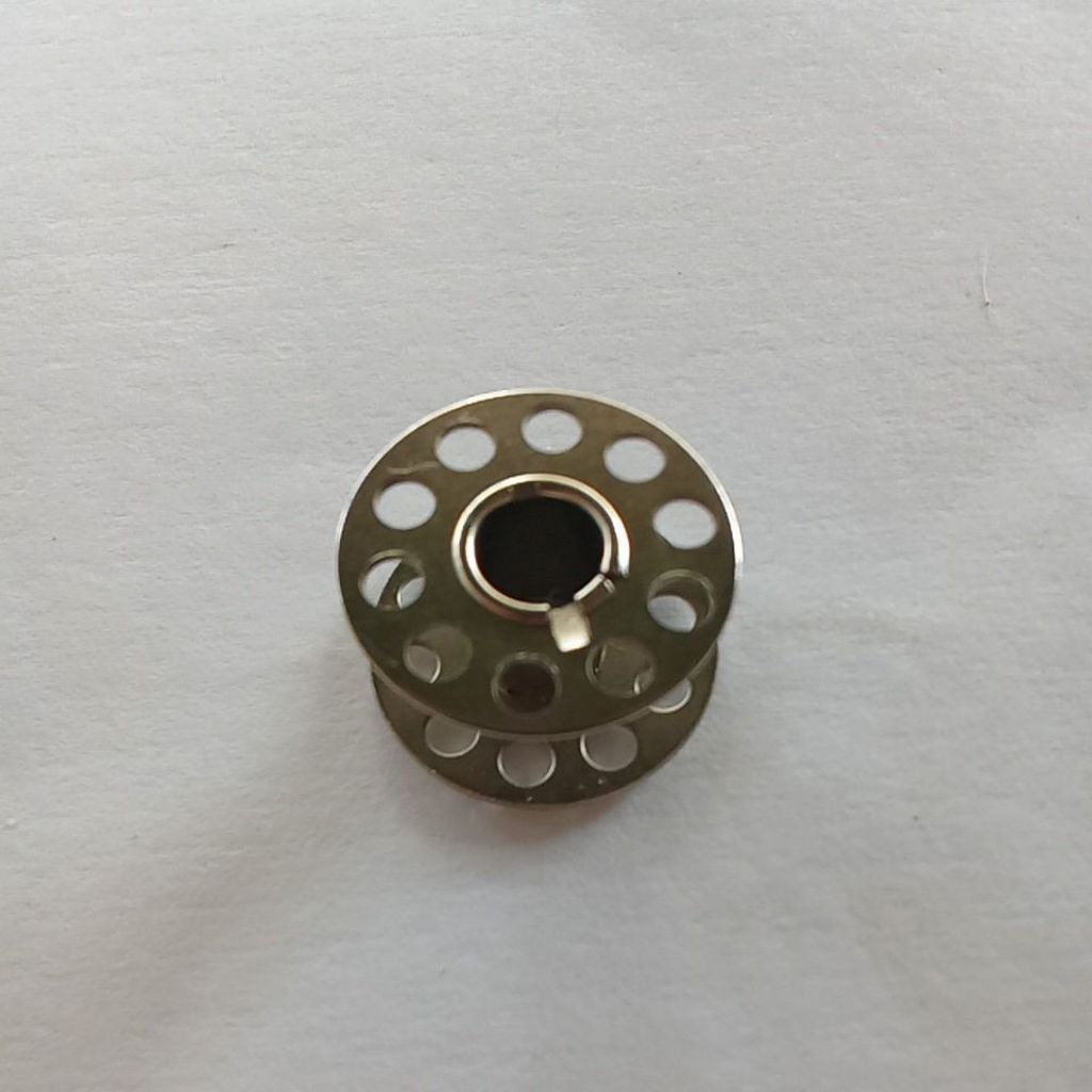 Bobbin alat gulung benang