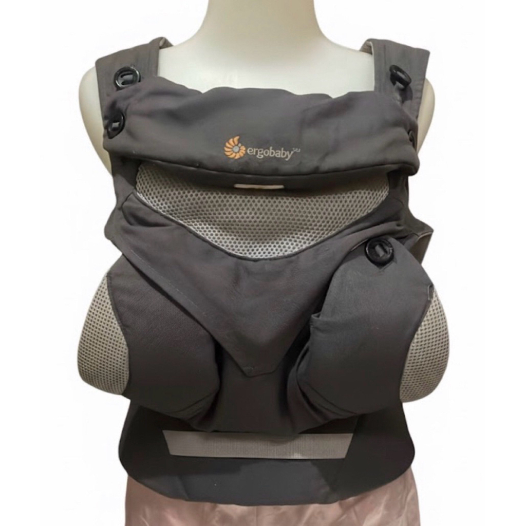 Gendongan bayi Ergobaby 360
