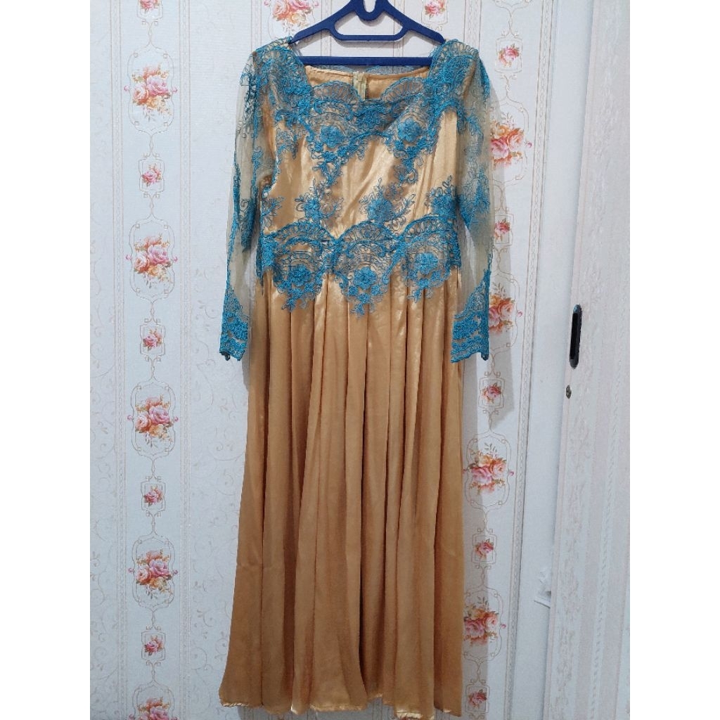 preloved kebaya biru gold