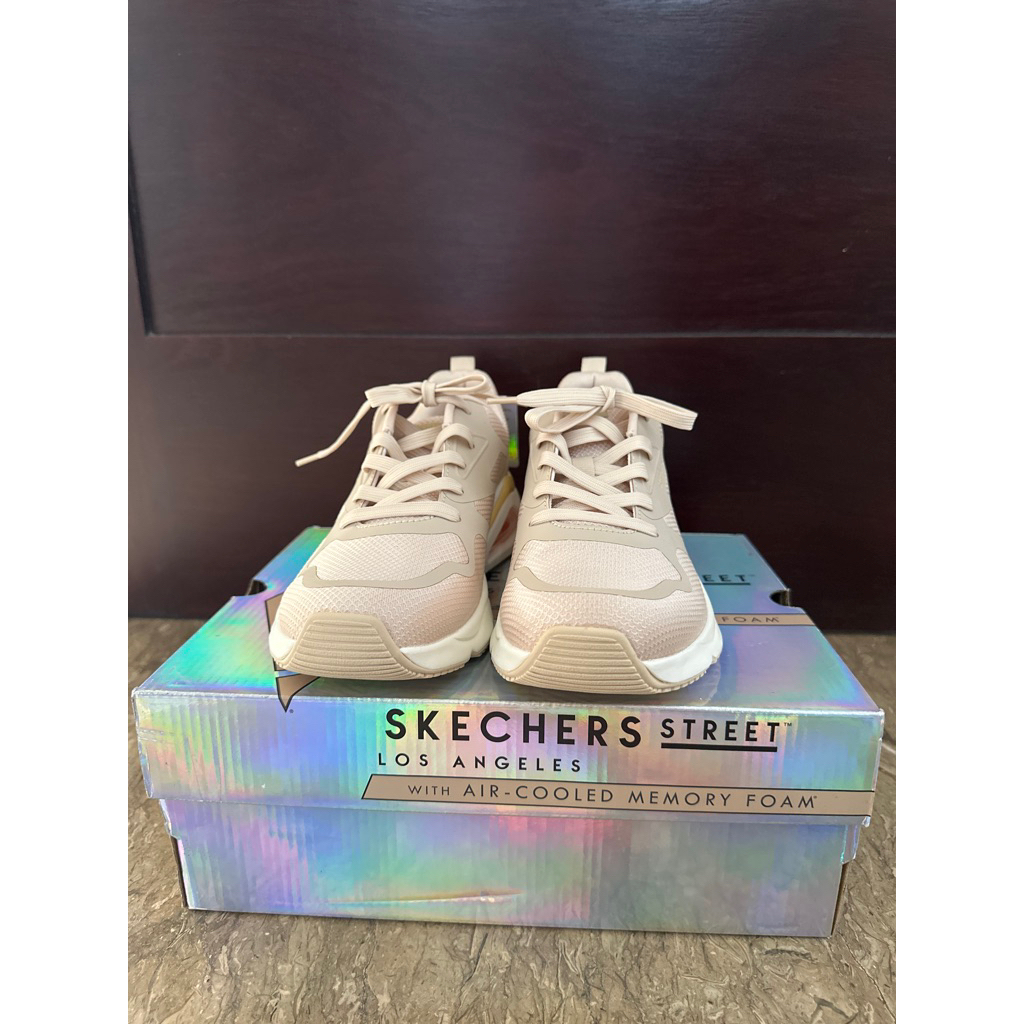 Skechers Street Sepatu Wanita Baru