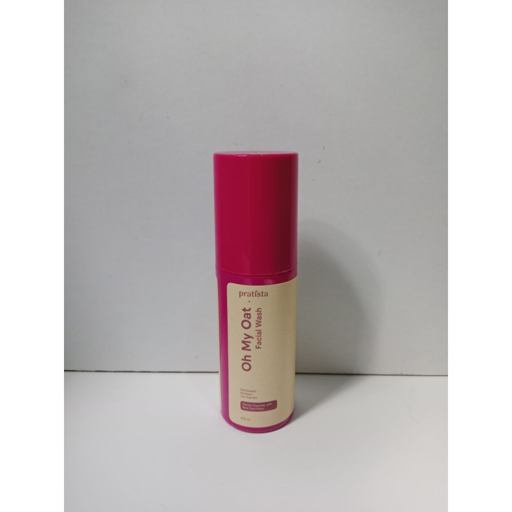 Pratista Oh My Oat Facialwash